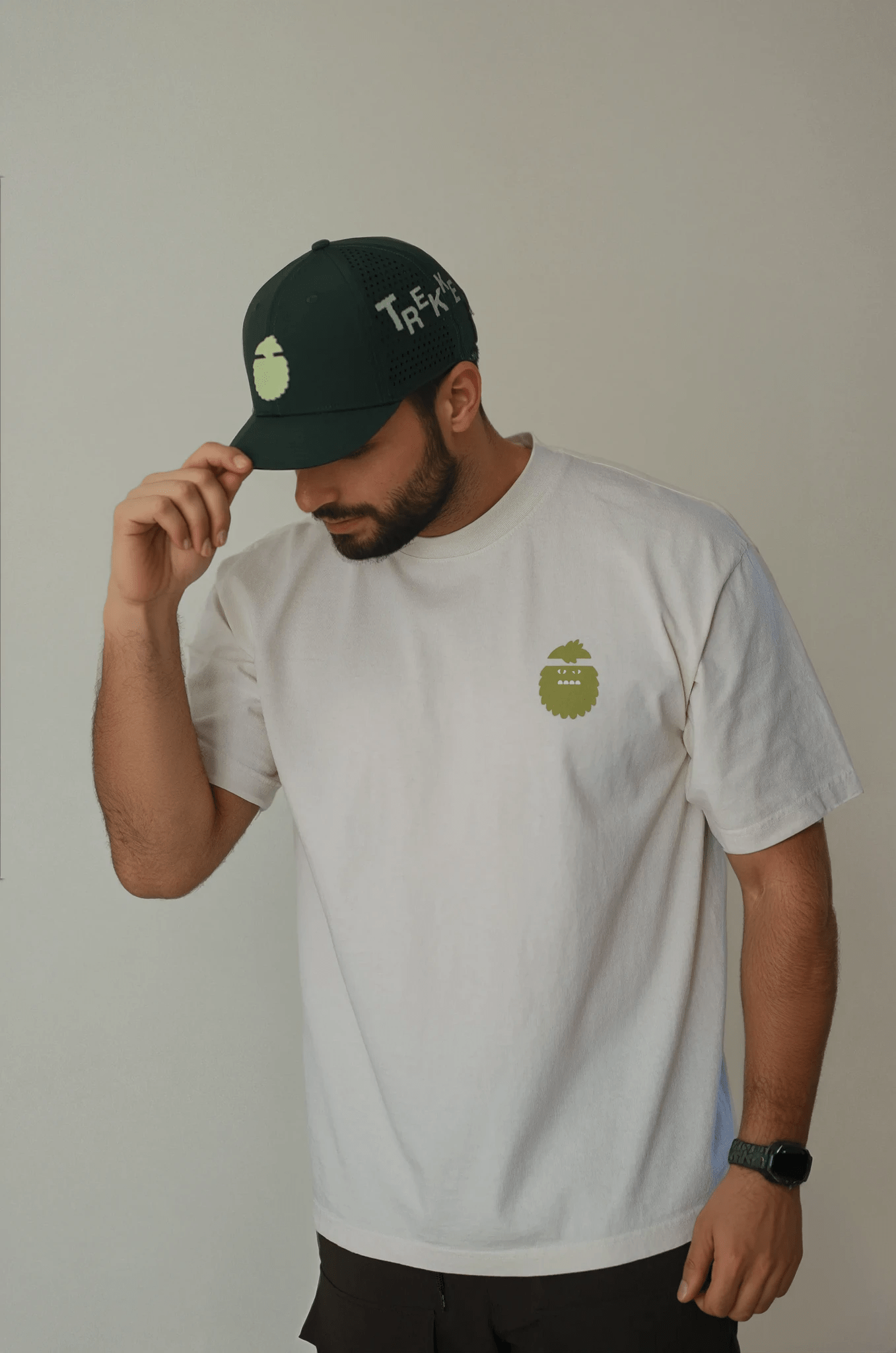 Bigfoot Met an Iguana - Bigfoot Kick