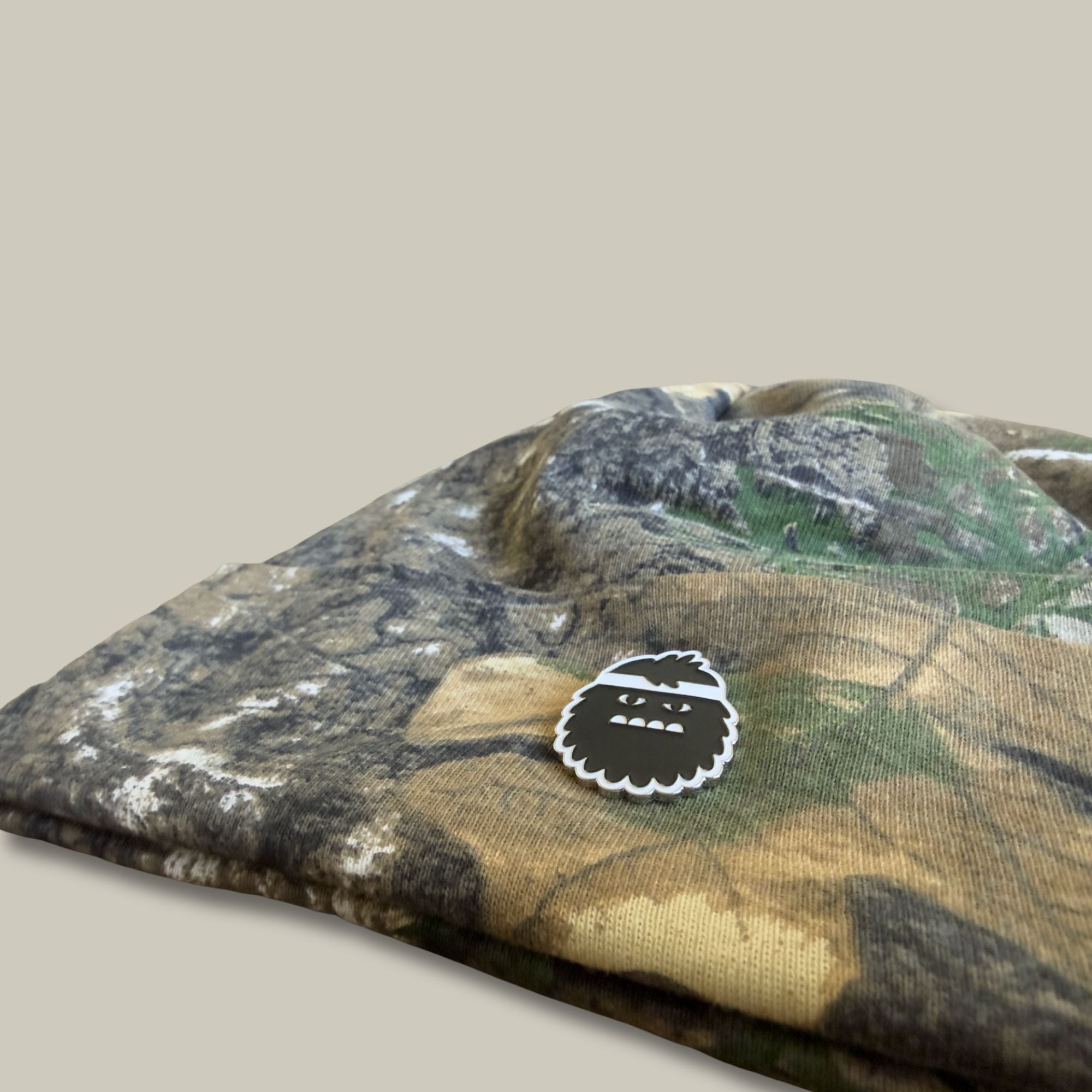 Hide & Peak Beanie - Bigfoot Kick