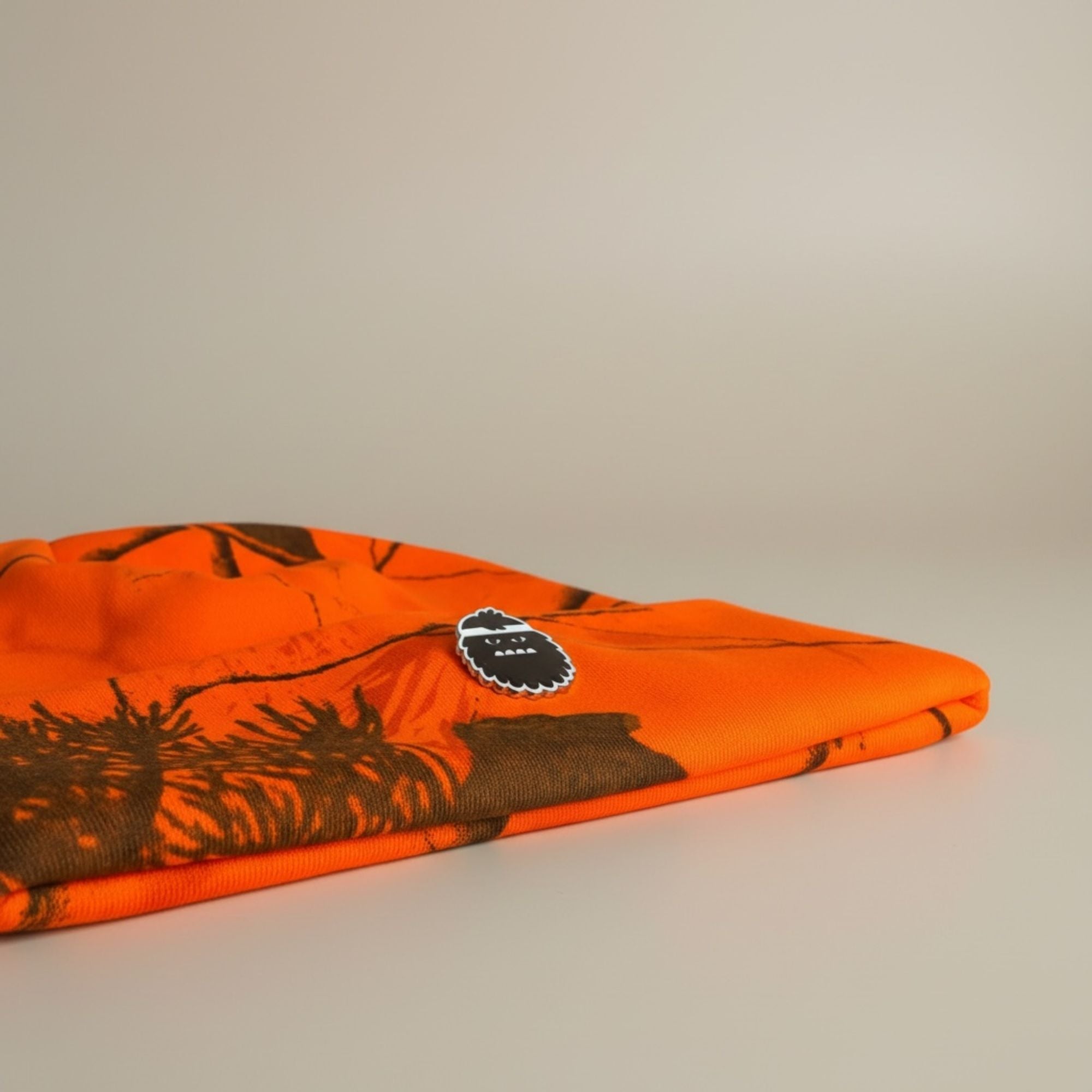 Hide & Peak Beanie - Bigfoot Kick