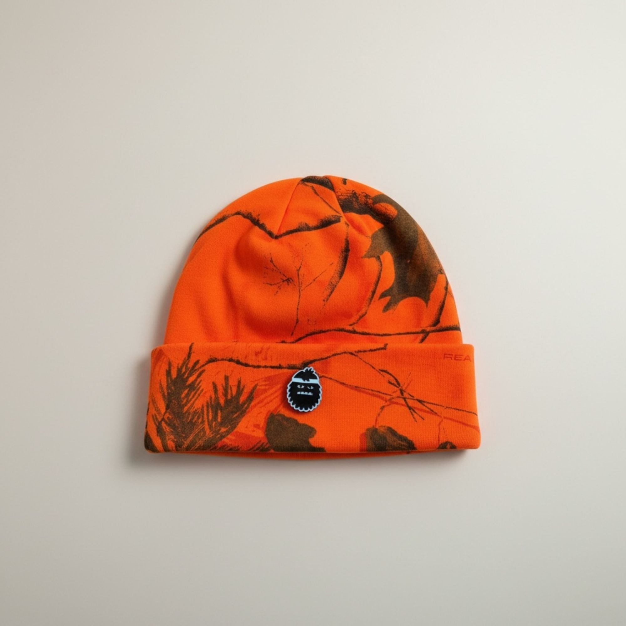 Hide & Peak Beanie - Bigfoot Kick