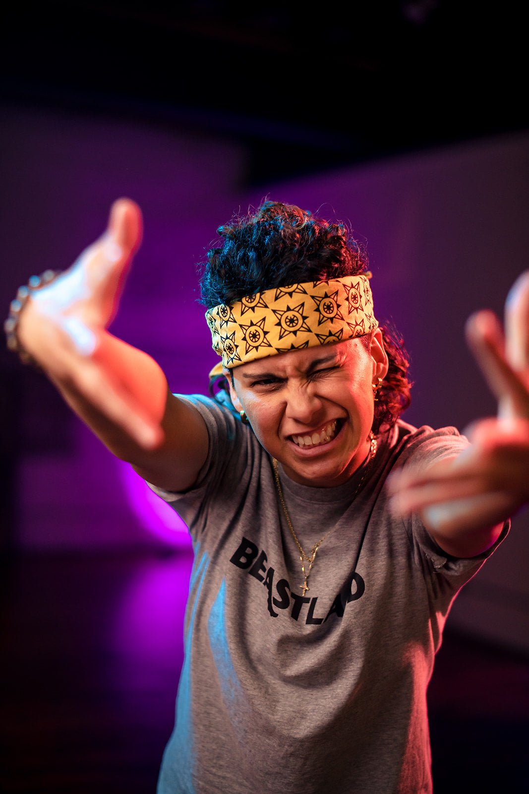 Beastland T-Shirt in Gray - Bigfoot Kick