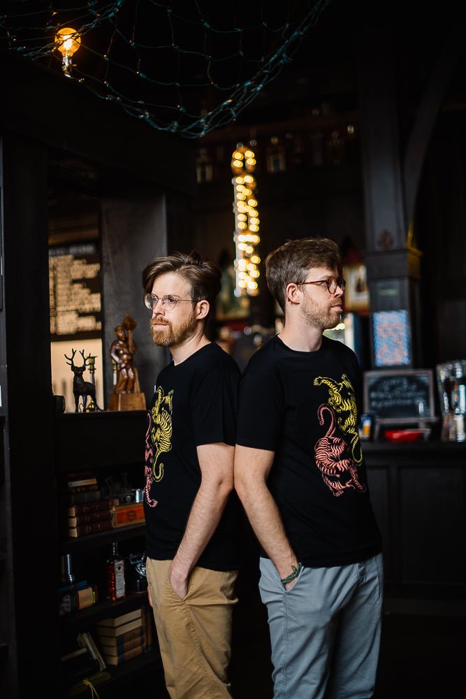 Dueling Tigers Tee - Bigfoot Kick